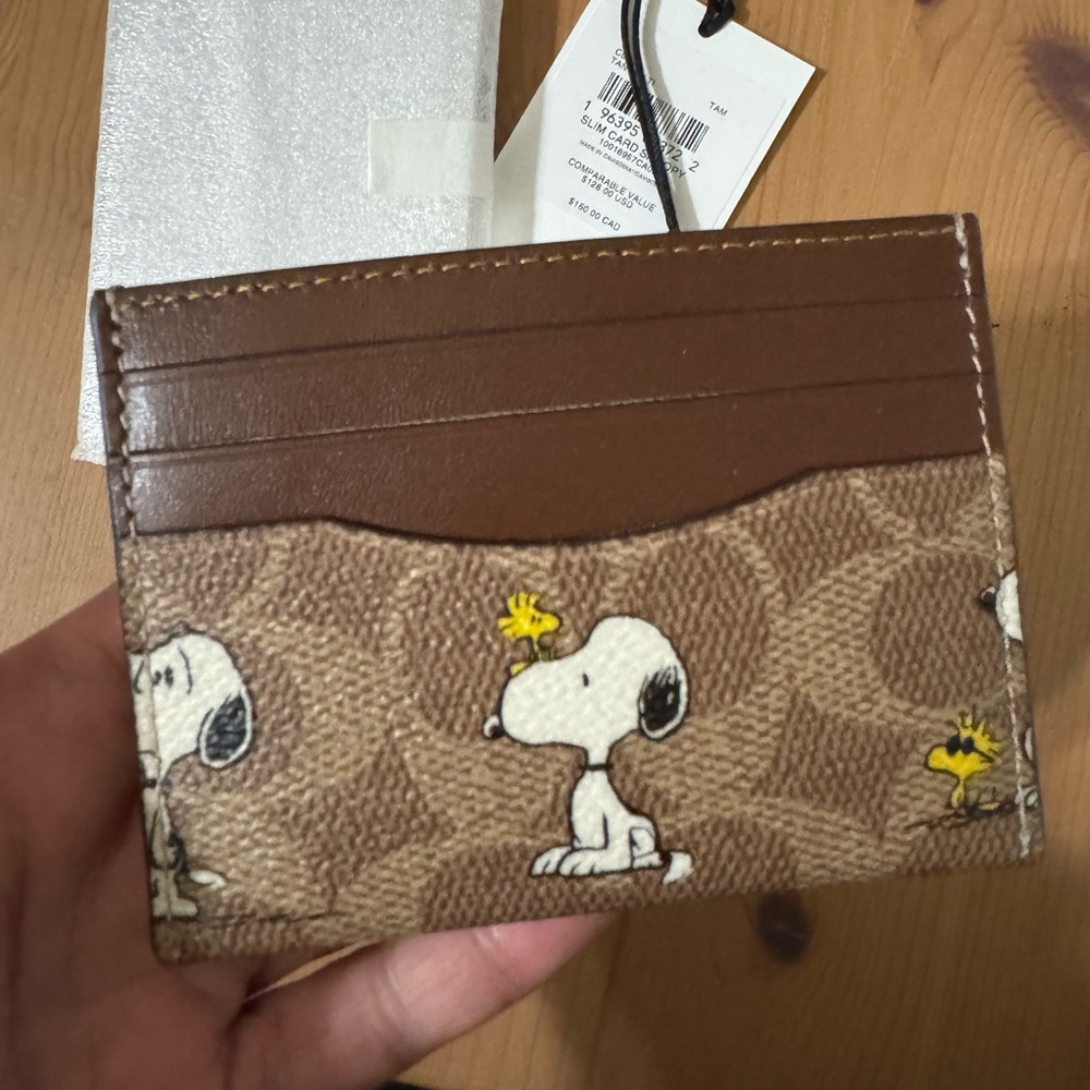 ❤️🐶Coach Coach X Peanuts Slim Id Card Case In Signature Canvas Snoopy Print - Picture 6 of 7